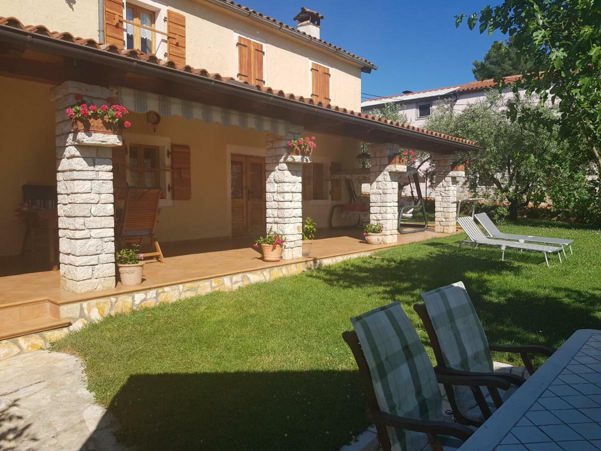 Casa Istria Villa Buje Exterior foto